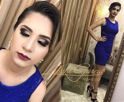 maquiagem para vestido azul royal
